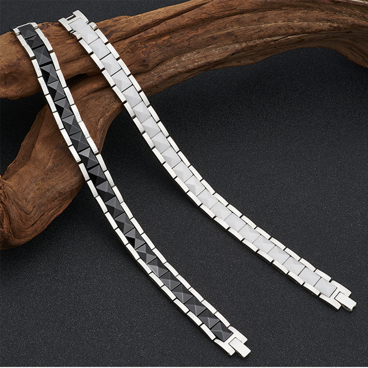 ARADOO Minimalist Pyramid Desi - Ceramic Link Bracelet recensione e prezzo